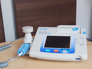 呼吸機能検査器(スパイロメーター)
